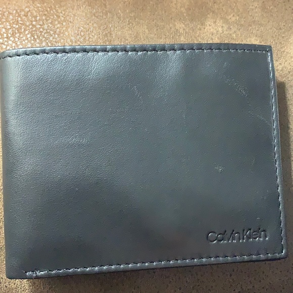 Calvin Klein Other - Calvin Klein Black Leather Billfold